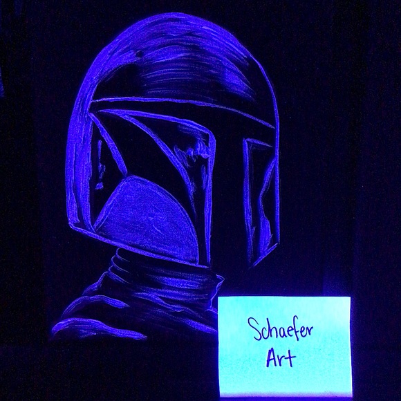 Blacklight Mandalorian and Boba Fett Paintings 2 piece SET - Fun Art Wall Decor - Picture 4 of 4